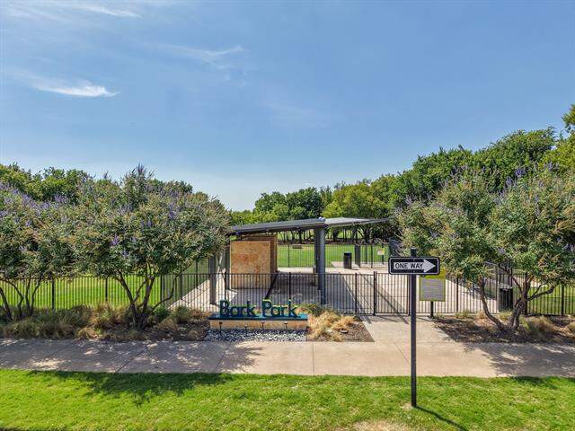 4 Bedroom Single Family Home/House's Image 37