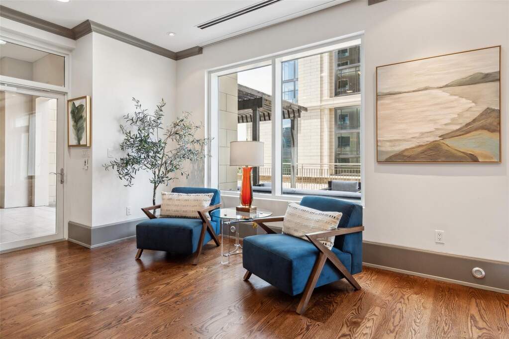 2 Bedroom Apartment/Flat's Image 8