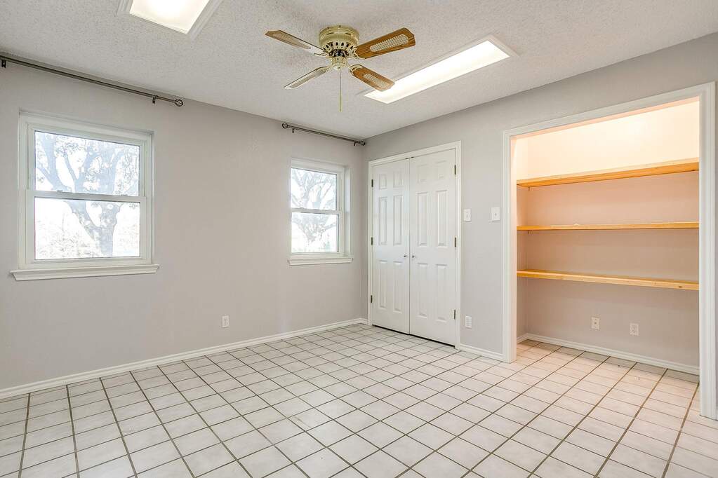 3 Bedroom Single Family Home/House's Image 16