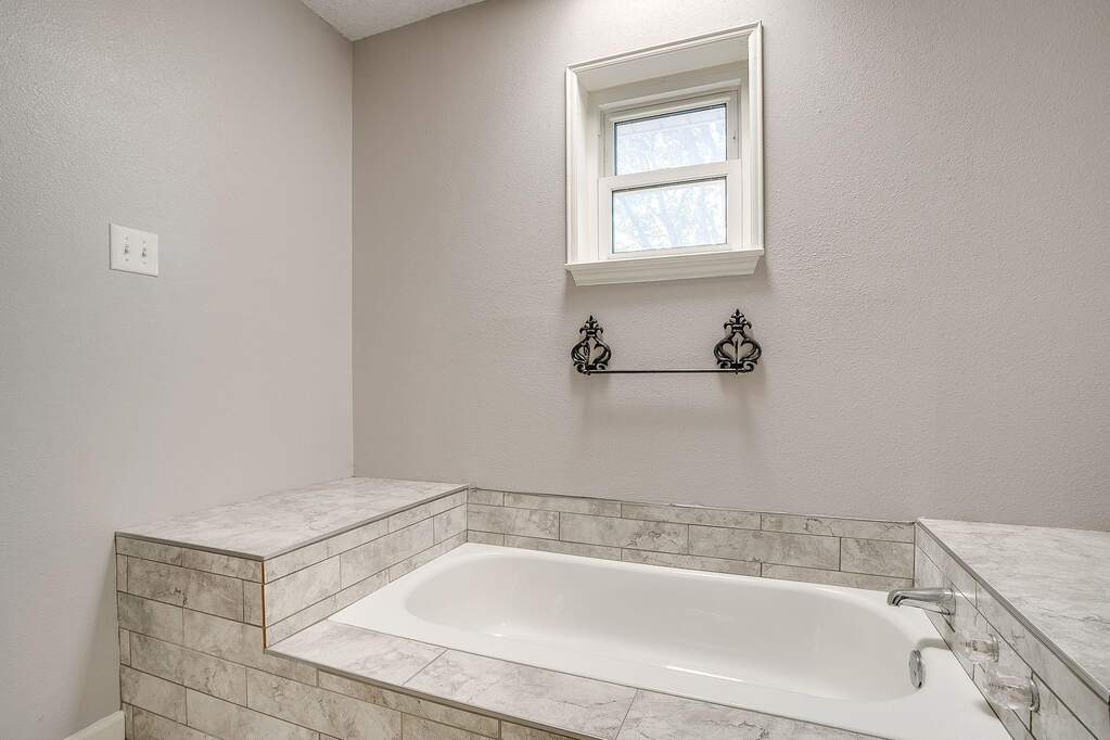 3 Bedroom Single Family Home/House's Image 20