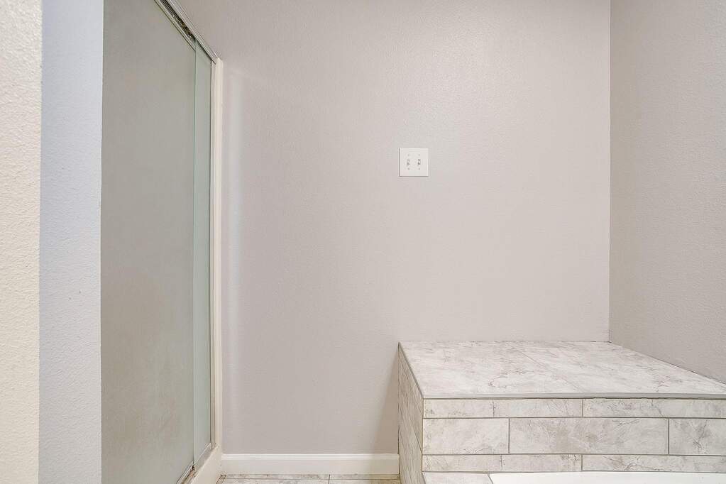 3 Bedroom Single Family Home/House's Image 21