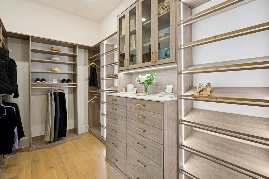 3 Bedroom Single Family Home/House's Image 4