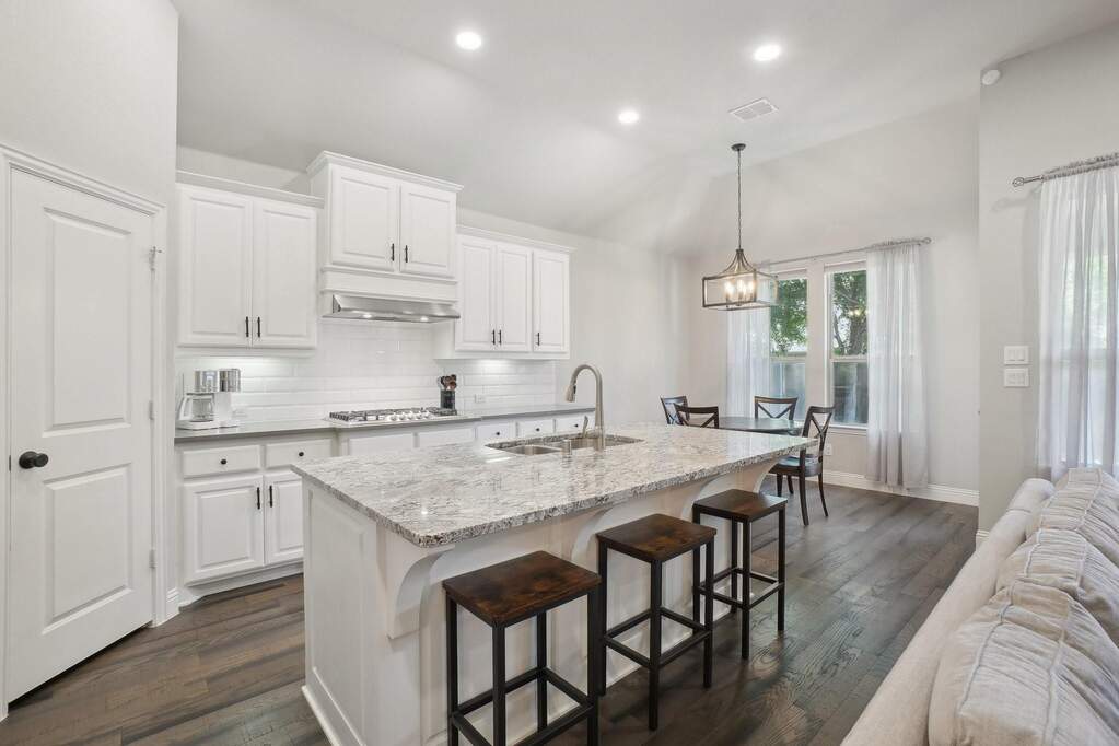 3 Bedroom Single Family Home/House's Image 10