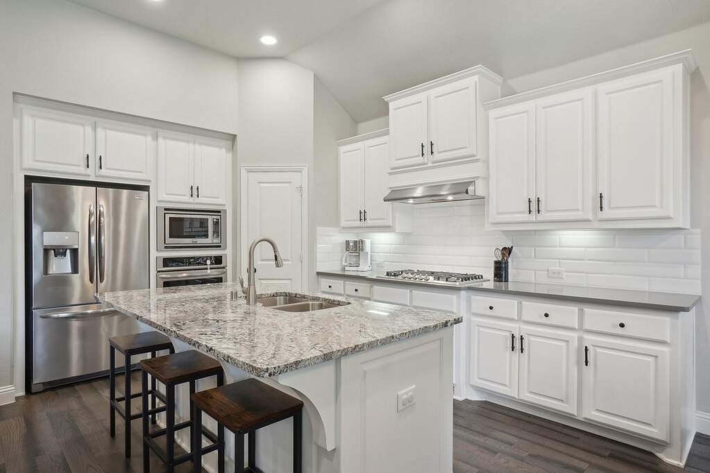 3 Bedroom Single Family Home/House's Image 12