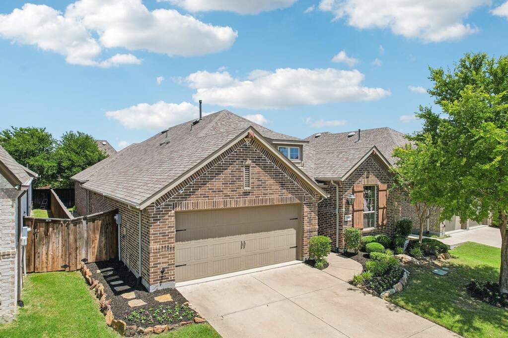 Beautiful home in a great master planned community.