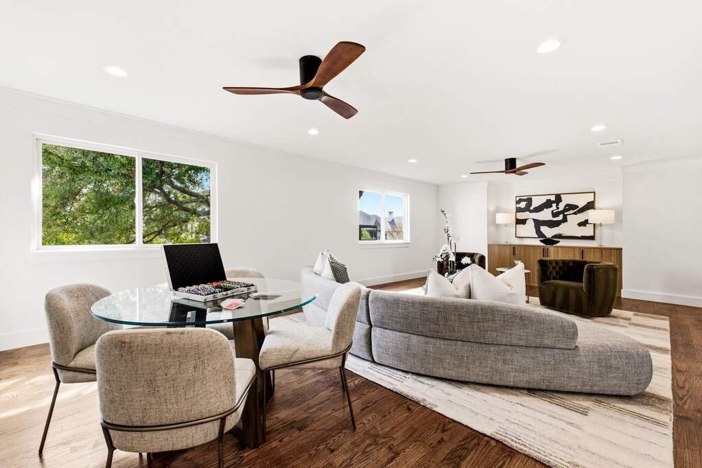 5 Bedroom Single Family Home/House's Image 24