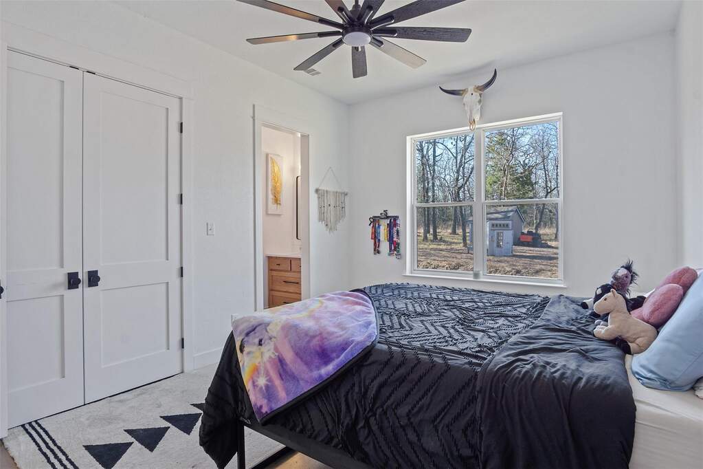 4 Bedroom Single Family Home/House's Image 19