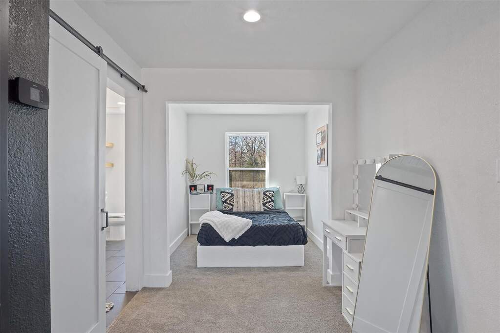 4 Bedroom Single Family Home/House's Image 29
