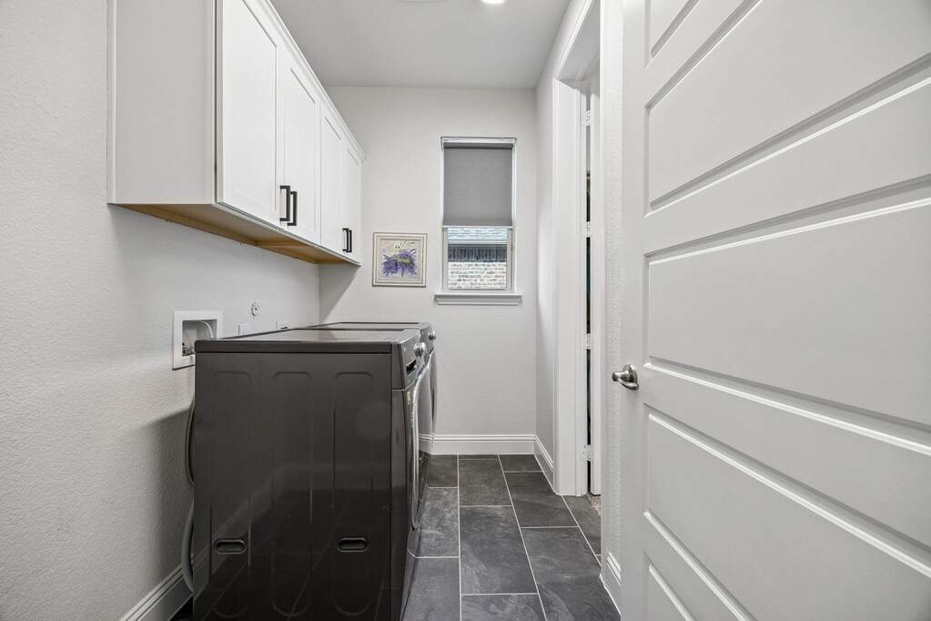 4 Bedroom Single Family Home/House's Image 19