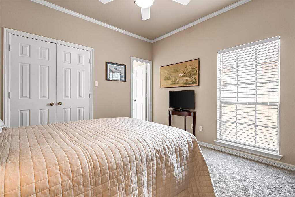 3 Bedroom Villa/Townhouse's Image 21