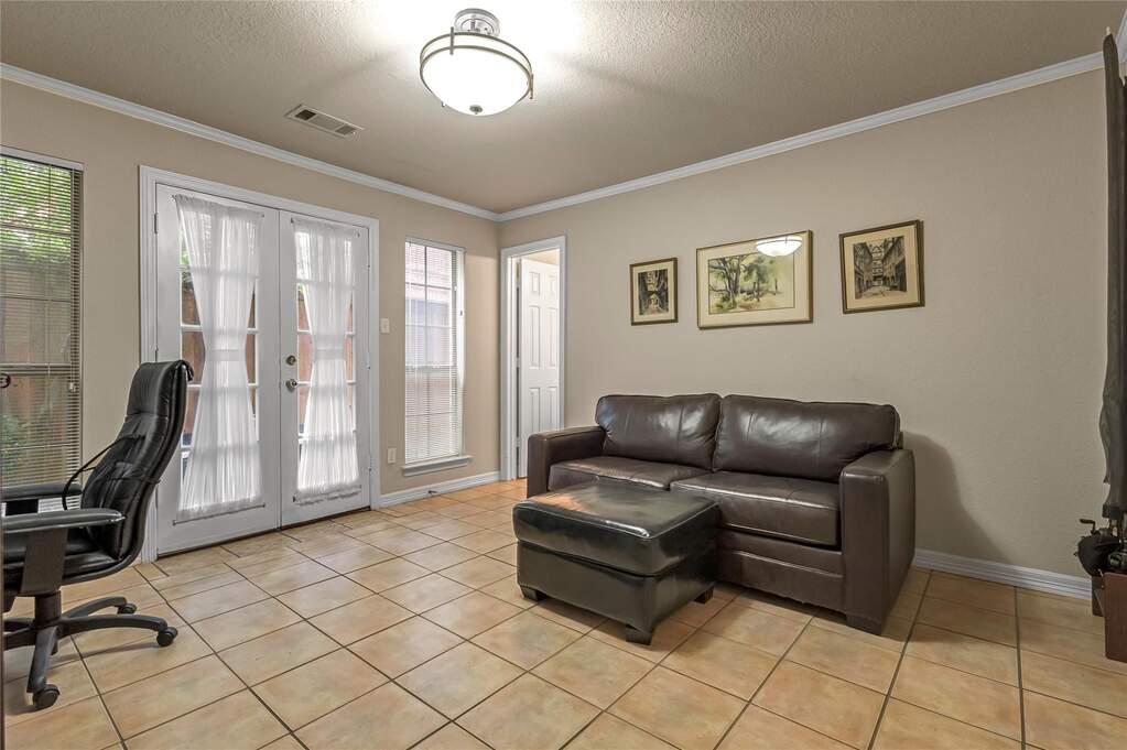 3 Bedroom Villa/Townhouse's Image 24