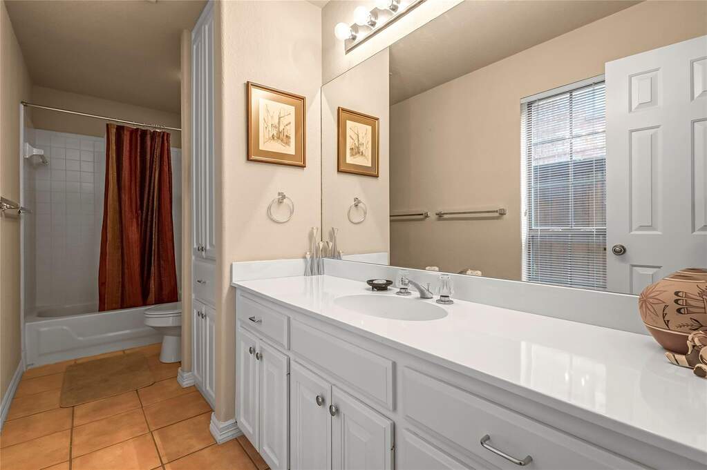 3 Bedroom Villa/Townhouse's Image 25