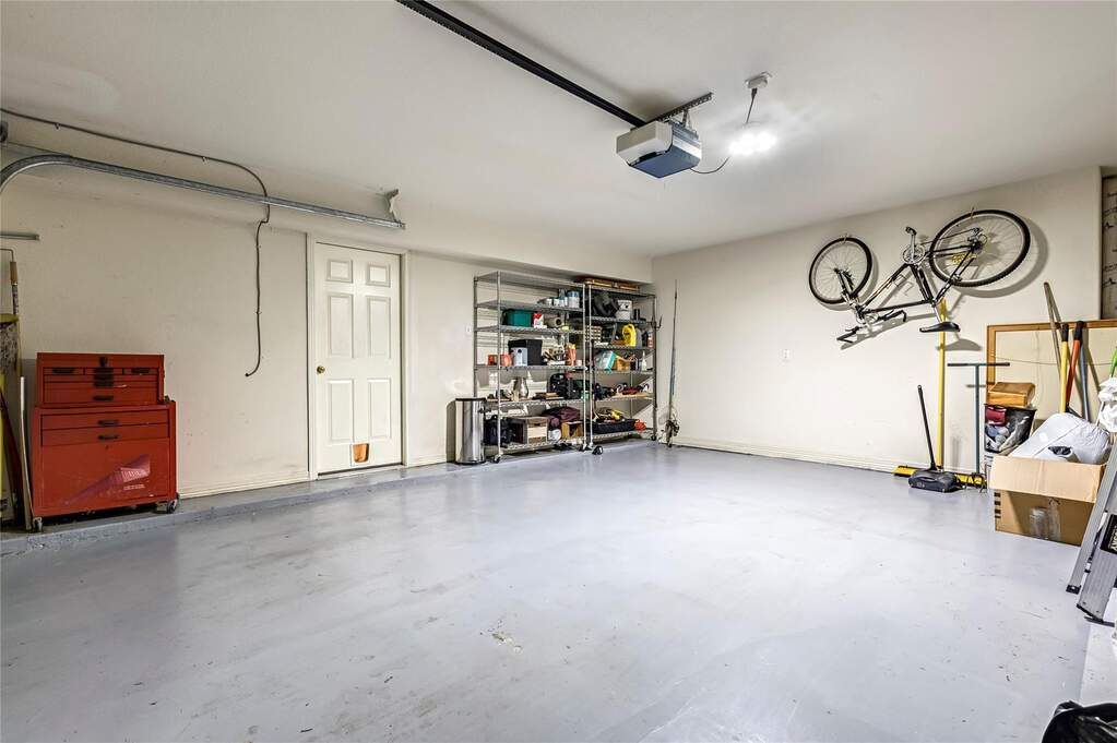 3 Bedroom Villa/Townhouse's Image 28