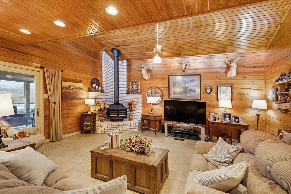 3 Bedroom Farm/Ranch/Plantation's Image 20