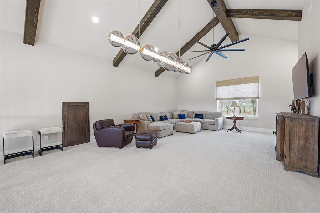 4 Bedroom Single Family Home/House's Image 25