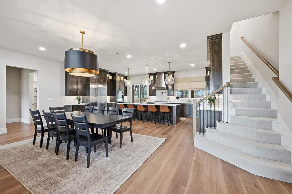 4 Bedroom Single Family Home/House's Image 4