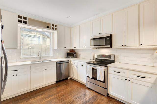 4 Bedroom Single Family Home/House's Image 10