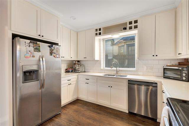 4 Bedroom Single Family Home/House's Image 11