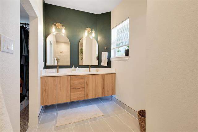 4 Bedroom Single Family Home/House's Image 20