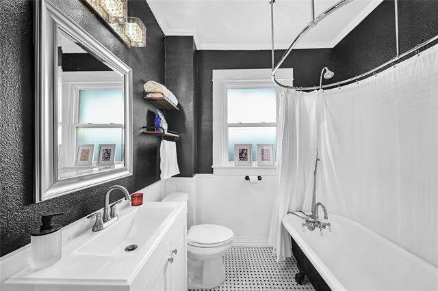 4 Bedroom Single Family Home/House's Image 23