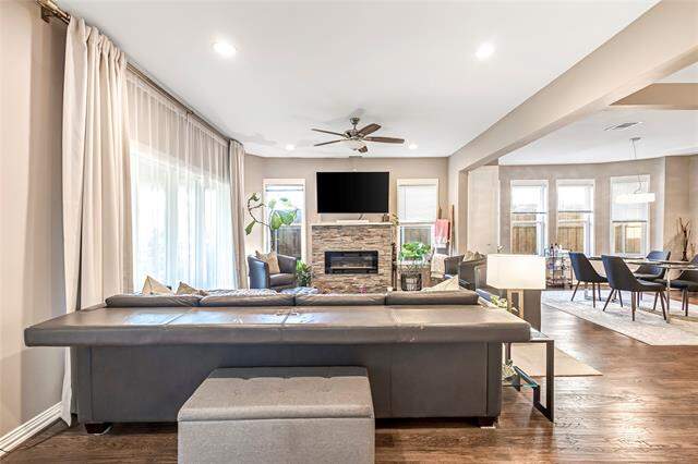 4 Bedroom Single Family Home/House's Image 3