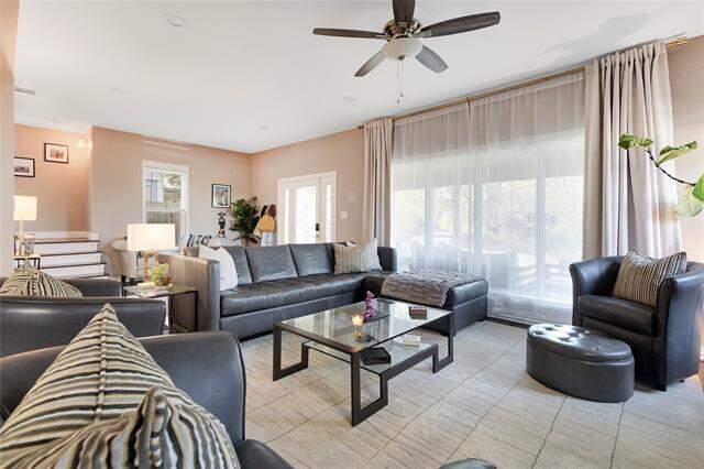 4 Bedroom Single Family Home/House's Image 4