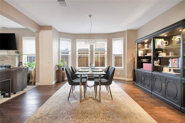 4 Bedroom Single Family Home/House's Image 6
