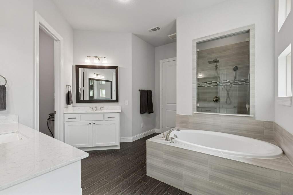 3 Bedroom Single Family Home/House's Image 14