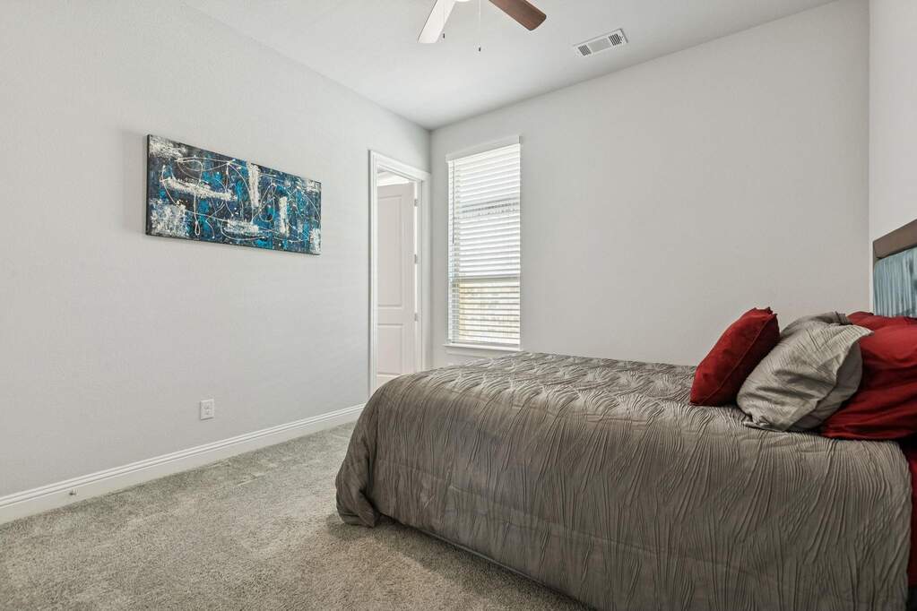 3 Bedroom Single Family Home/House's Image 18
