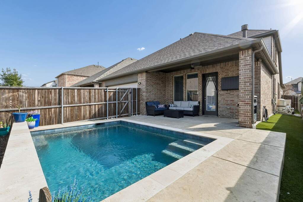 3 Bedroom Single Family Home/House's Image 21