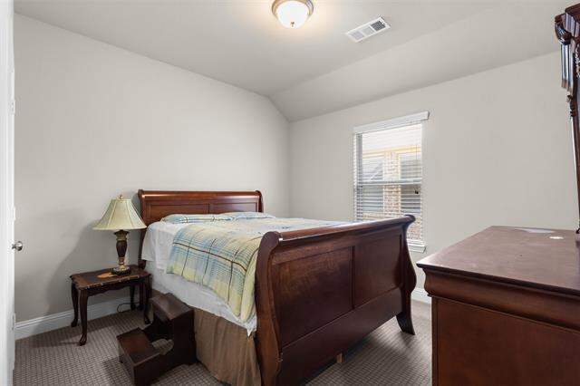 5 Bedroom Single Family Home/House's Image 21