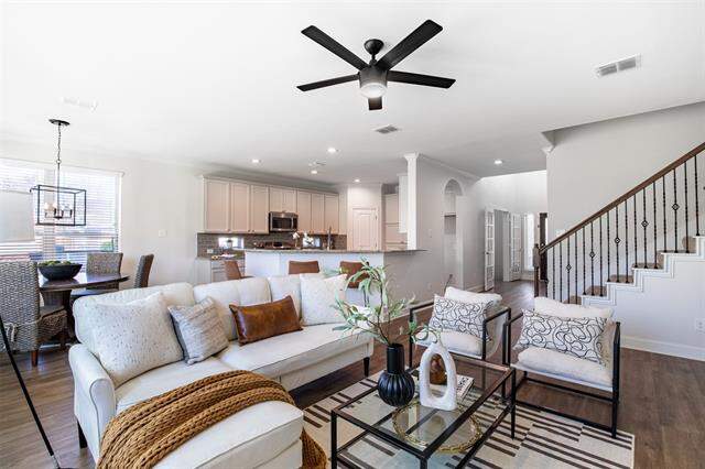 4 Bedroom Single Family Home/House's Image 8
