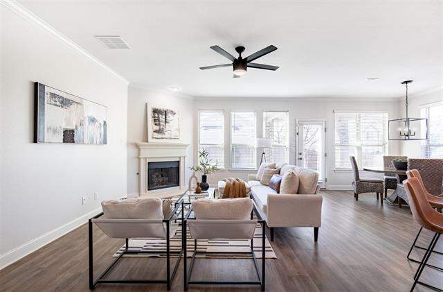 4 Bedroom Single Family Home/House's Image 5