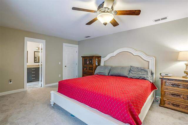 4 Bedroom Single Family Home/House's Image 11