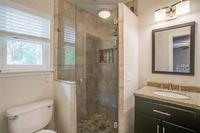 4 Bedroom Single Family Home/House's Image 12