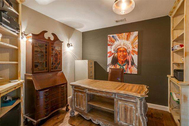 4 Bedroom Single Family Home/House's Image 14
