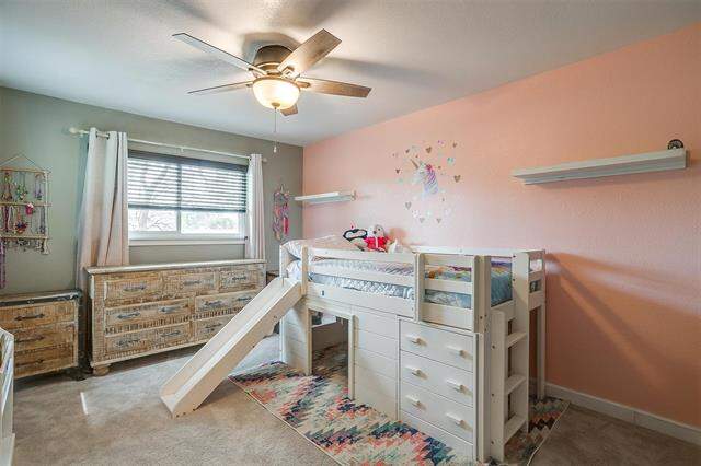 4 Bedroom Single Family Home/House's Image 15