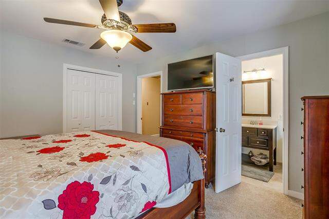4 Bedroom Single Family Home/House's Image 18