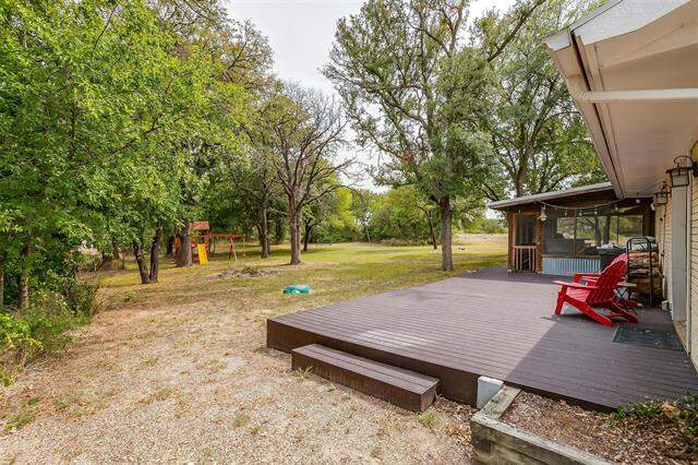 4 Bedroom Single Family Home/House's Image 27