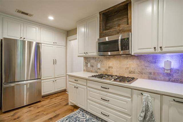 4 Bedroom Single Family Home/House's Image 3