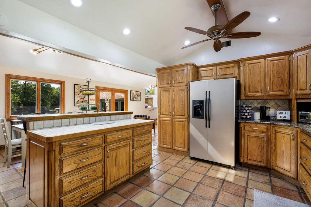 4 Bedroom Single Family Home/House's Image 16
