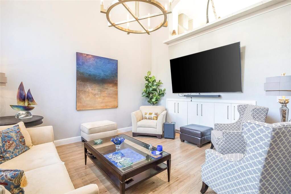 3 Bedroom Villa/Townhouse's Image 9