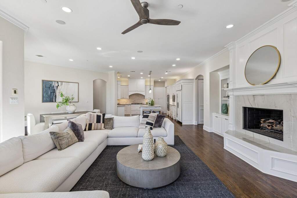 4 Bedroom Single Family Home/House's Image 9
