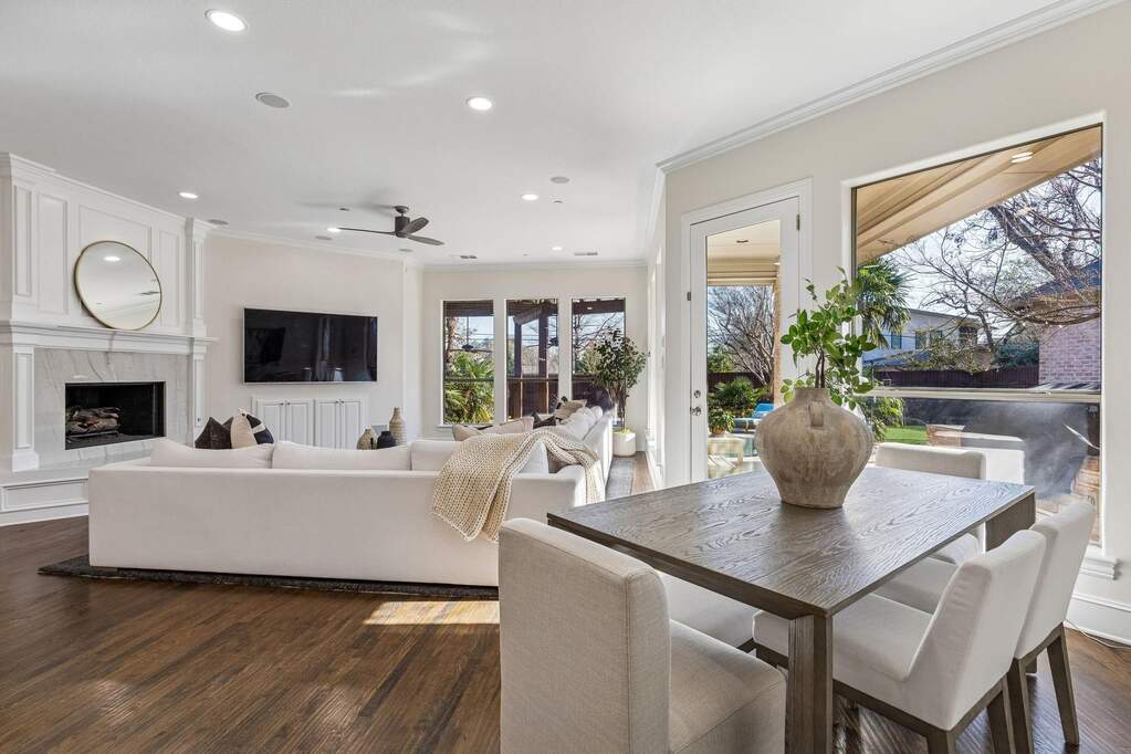 4 Bedroom Single Family Home/House's Image 12