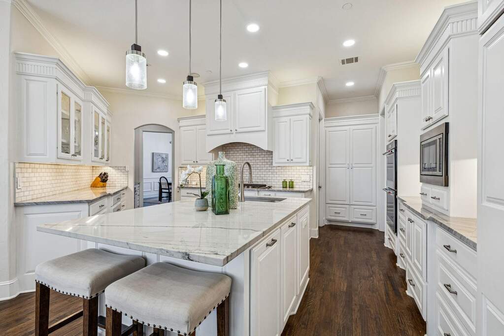 4 Bedroom Single Family Home/House's Image 15