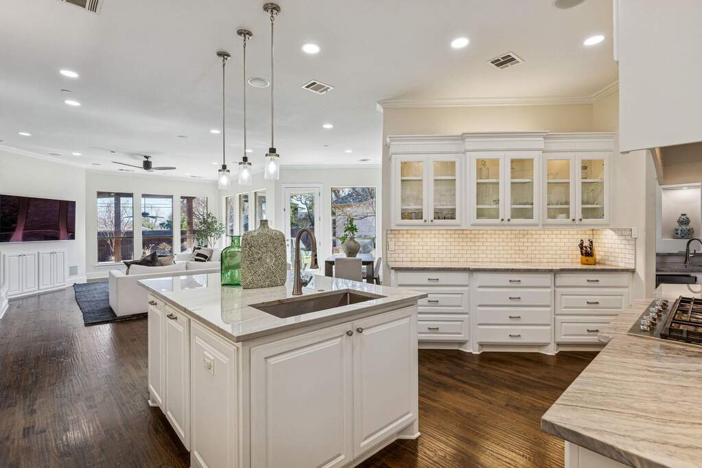 4 Bedroom Single Family Home/House's Image 17