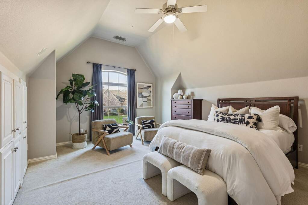 4 Bedroom Single Family Home/House's Image 32