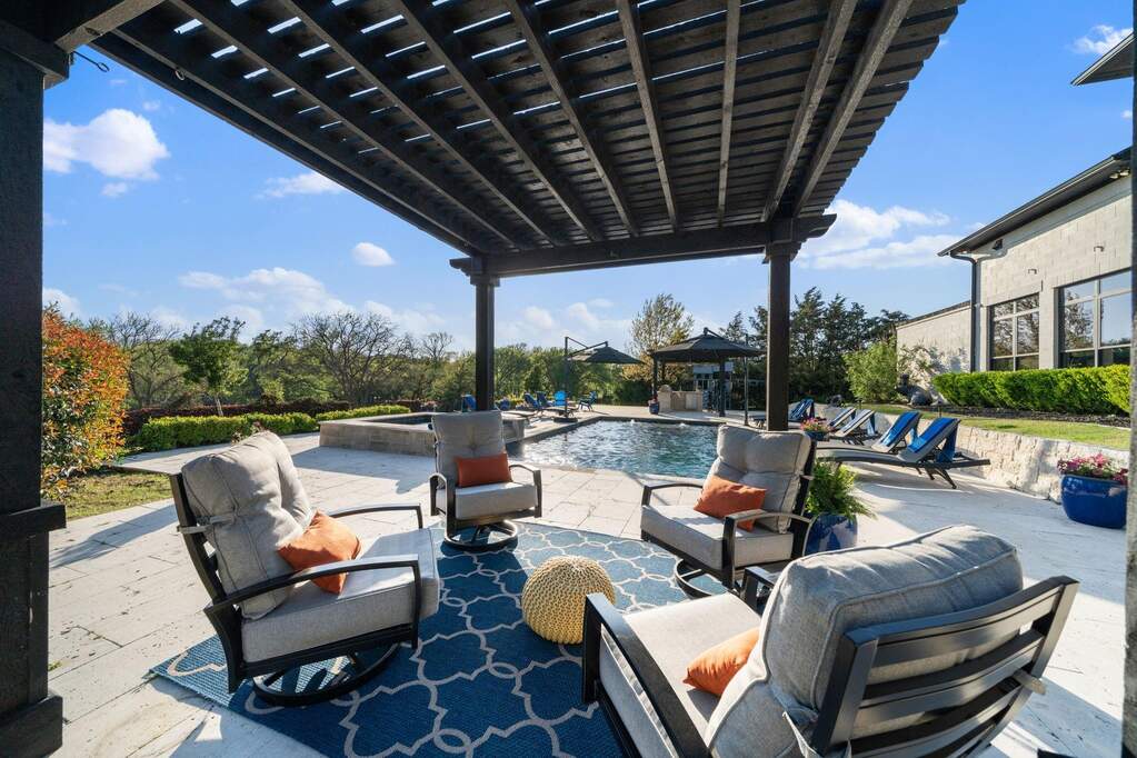 4 Bedroom Single Family Home/House's Image 28