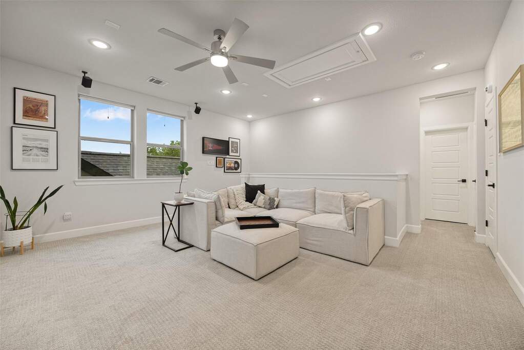 3 Bedroom Single Family Home/House's Image 18