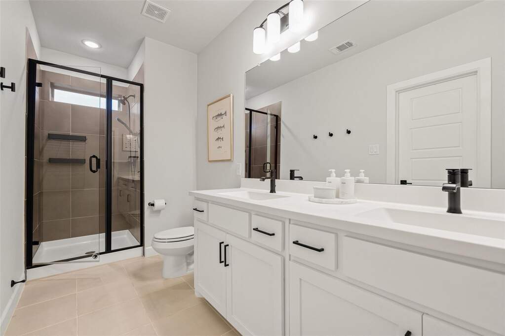 3 Bedroom Single Family Home/House's Image 26